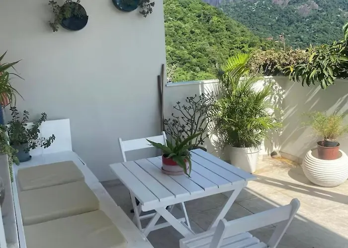 Spacious Room At Casa Danni